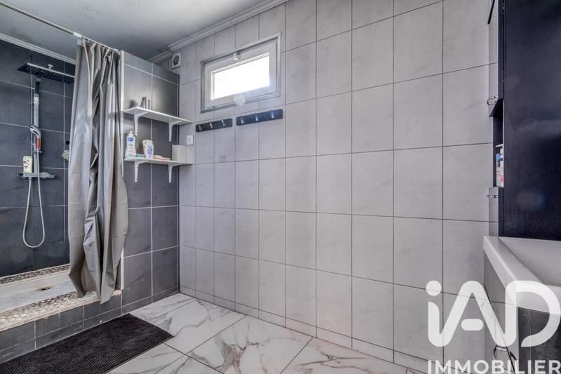 Appartement - 96 m² - 4 pièces