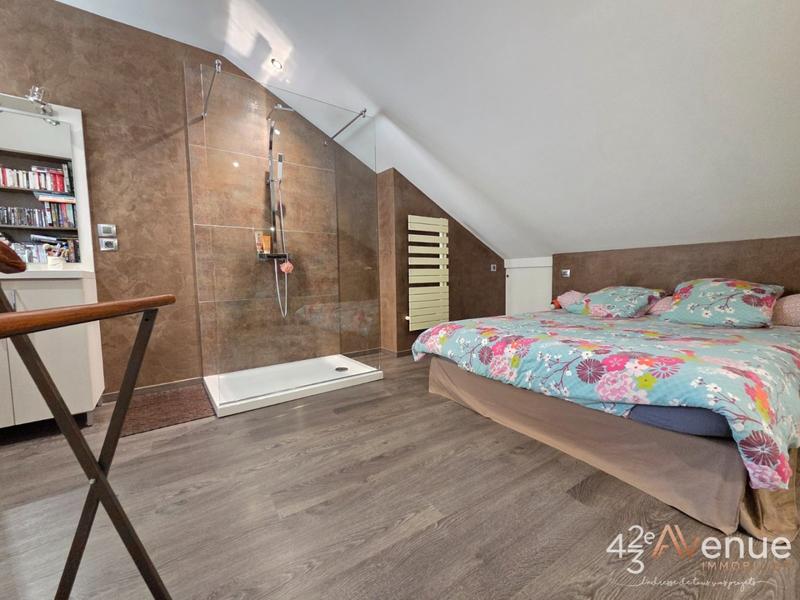 Appartement - 130 m² - 5 pièces