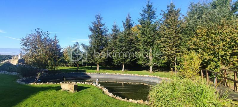 Maison - 218 m² - 7 pièces