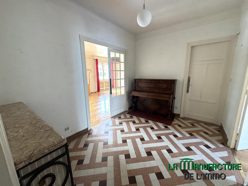 Appartement - 102 m² - 4 pièces