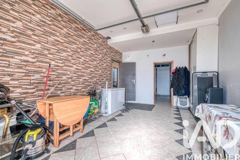 Maison - 190 m² - 8 pièces