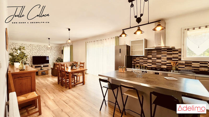 Maison - 140 m² - 5 pièces