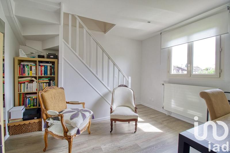 Maison - 200 m² - 9 pièces