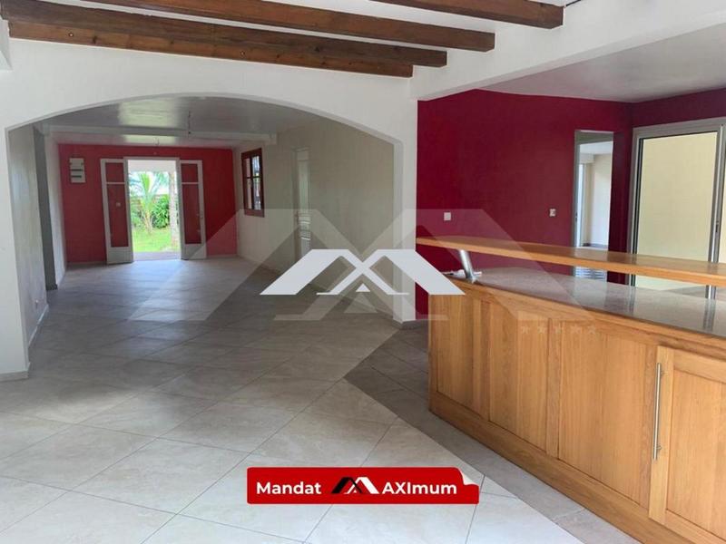 Maison traditionnelle - 160 m² - 5 pièces