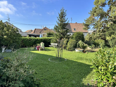 Maison - 102 m² - 5 pièces