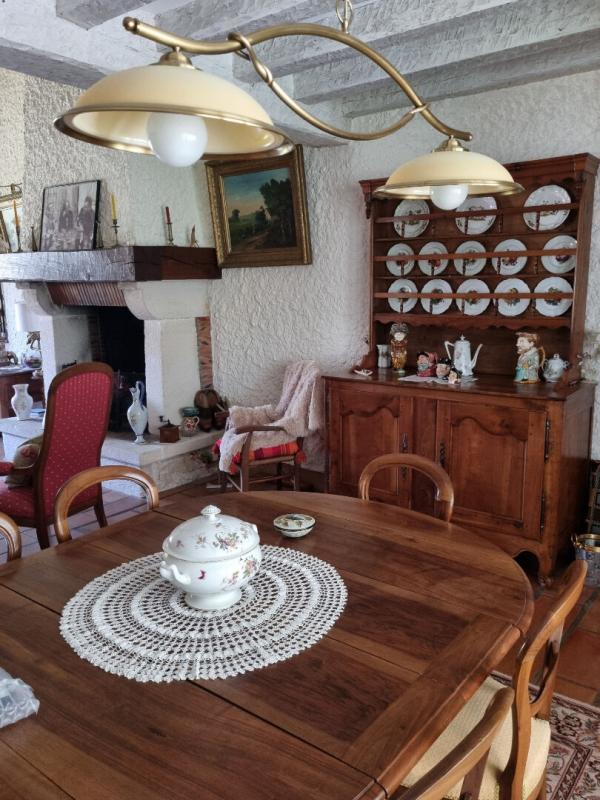 Maison - 270 m² - 10 pièces