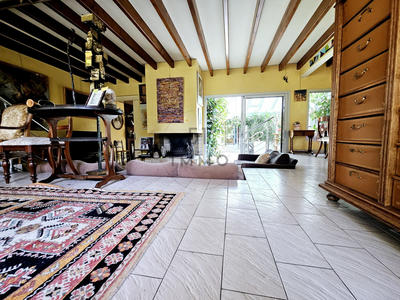 Maison - 170 m² - 7 pièces