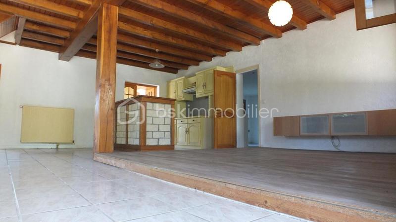 Maison - 144 m² - 5 pièces