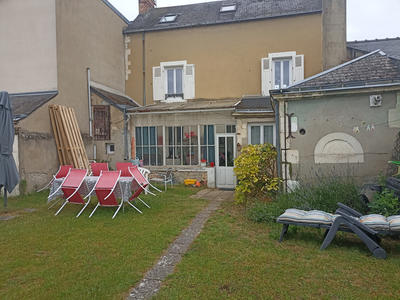 Maison - 143 m² - 6 pièces