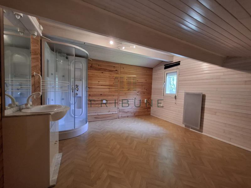 Maison - 150 m² - 7 pièces