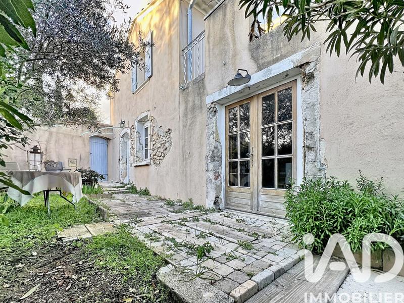 Maison - 97 m² - 7 pièces