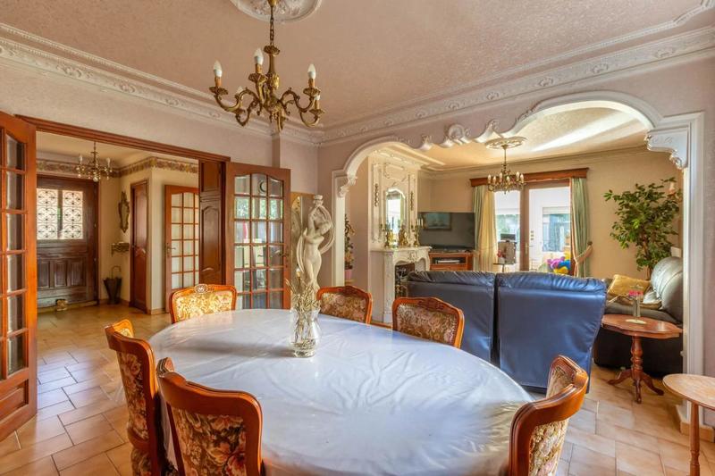 Maison - 104 m² - 5 pièces