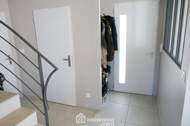 Villa - 100 m² - 4 pièces