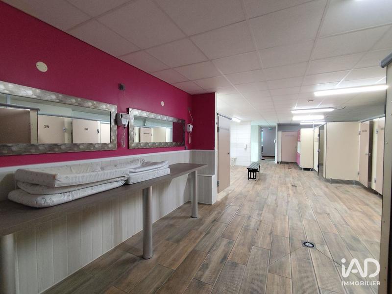 Local commercial - 566 m²