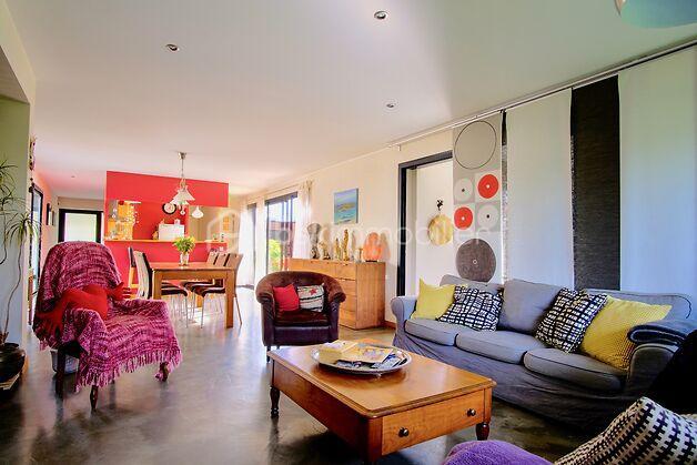 Maison - 192 m² - 8 pièces