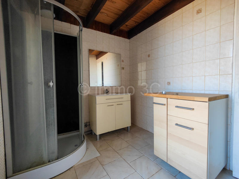 Maison en pierre - 83 m² - 3 pièces