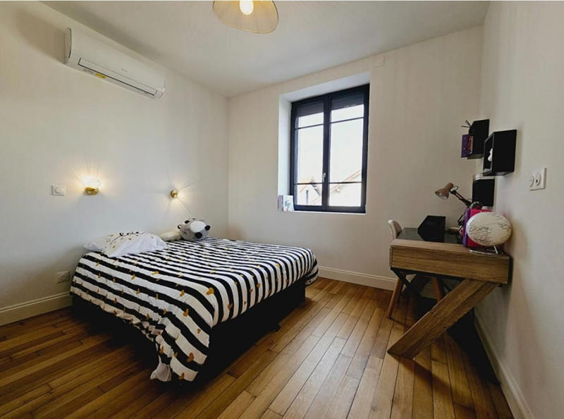 Maison - 136 m² - 6 pièces