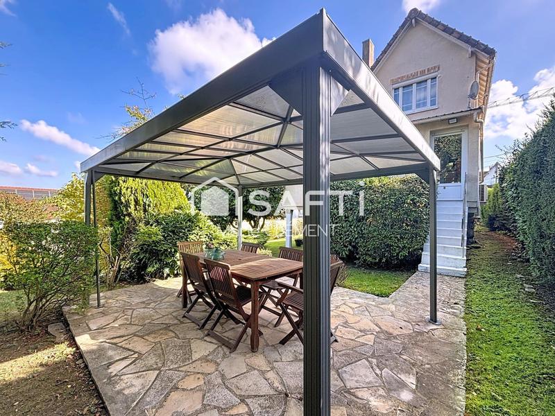 Maison - 93 m² - 5 pièces