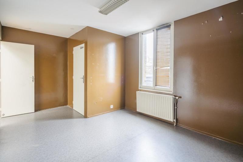 Bureau - 106 m² - 5 pièces