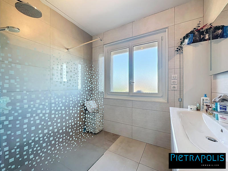 Local commercial - 308 m²