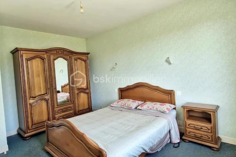 Maison traditionnelle - 85 m² - 5 pièces