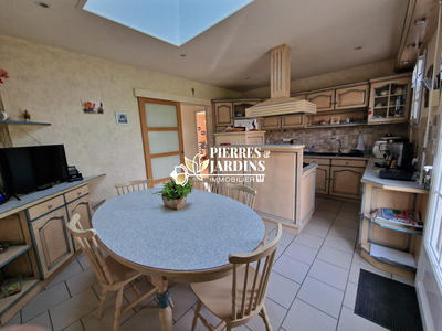 Maison - 115 m² - 6 pièces