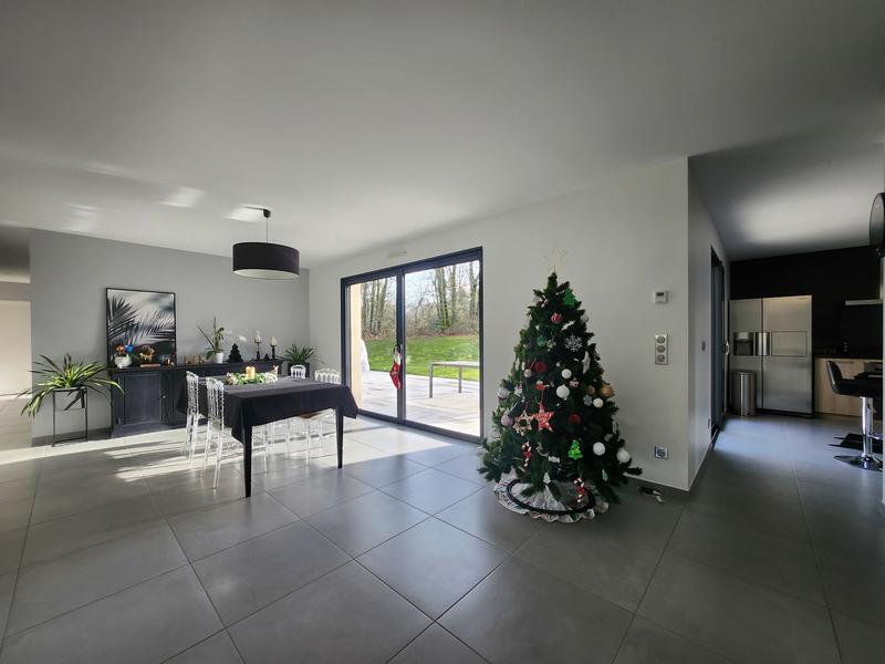 Maison - 149 m² - 6 pièces