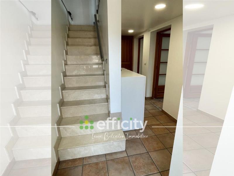 Pavillon - 100 m² - 5 pièces