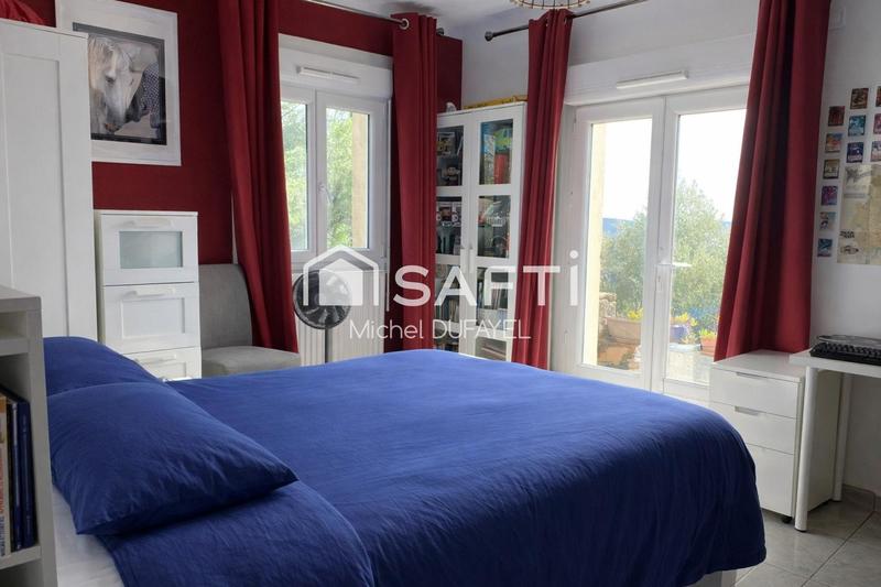 Maison - 350 m² - 8 pièces