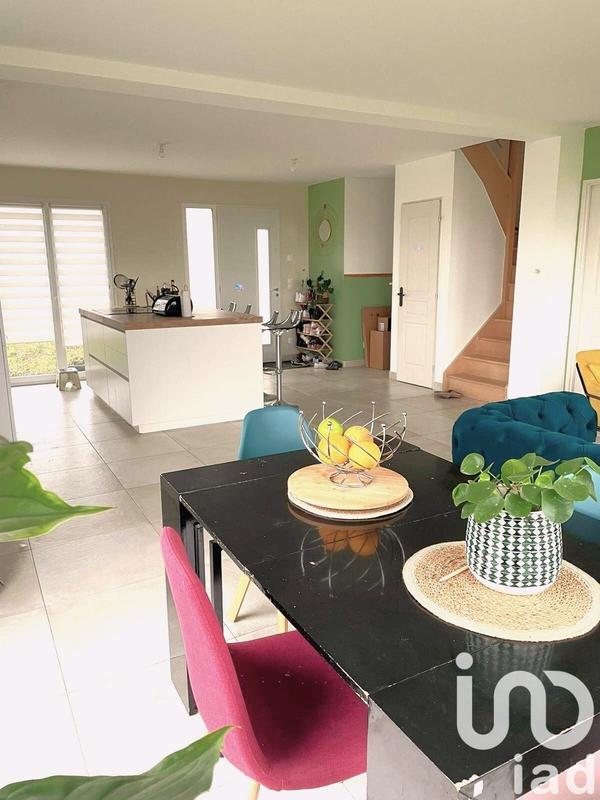 Maison - 140 m² - 6 pièces