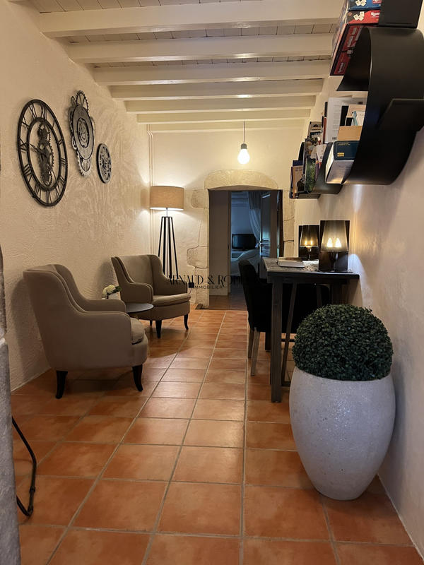 Mas - 519 m² - 12 pièces