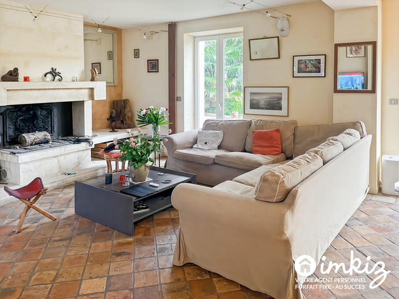 Maison - 210 m² - 7 pièces