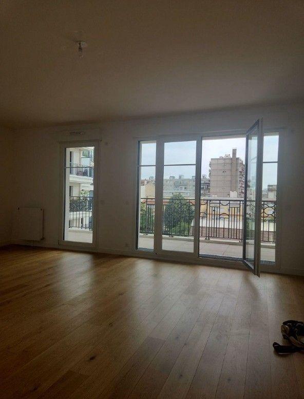 Appartement - 99 m² - 4 pièces