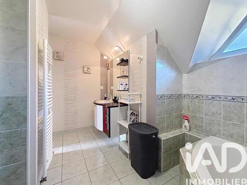 Maison - 172 m² - 7 pièces