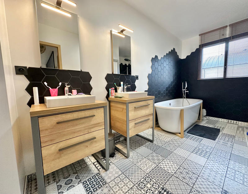 Maison - 130 m² - 7 pièces