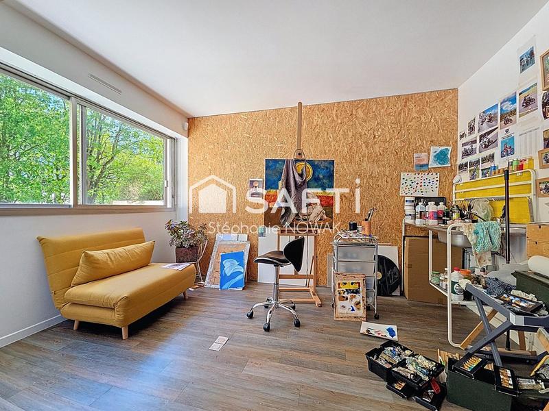 Appartement - 108 m² - 6 pièces