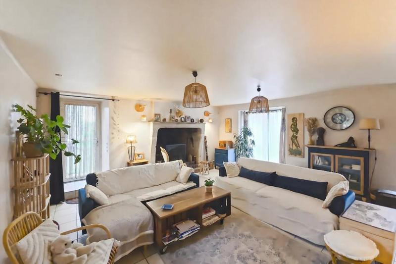 Moulin - 401 m² - 15 pièces