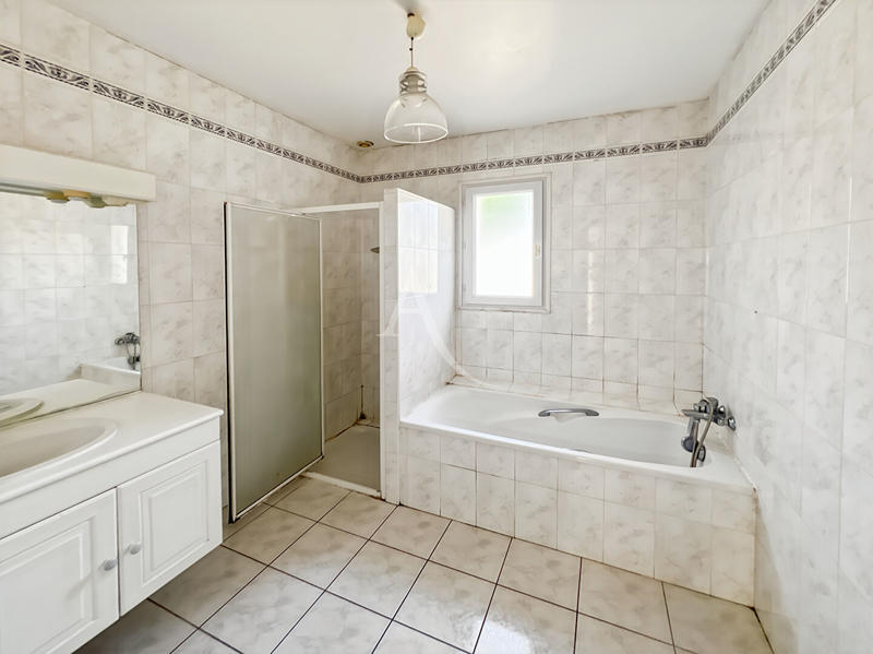 Maison - 126 m² - 5 pièces