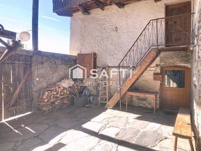 Maison de village - 265 m² - 8 pièces