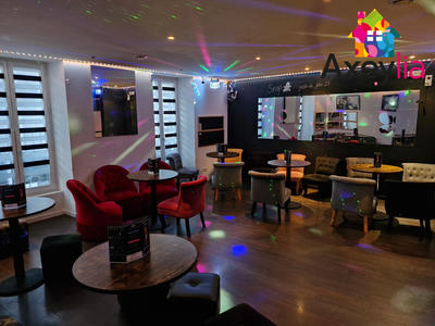 Fonds de commerce - Magasins - 123 m²