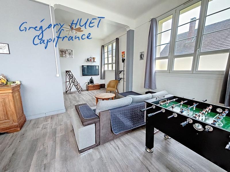 Maison - 137 m² - 6 pièces