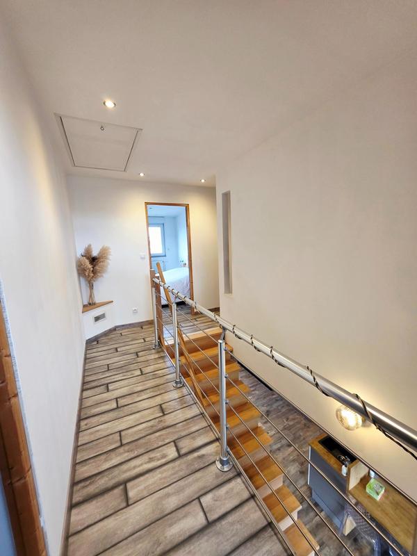 Maison - 137 m² - 6 pièces