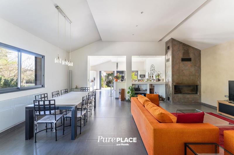 Maison - 150 m² - 5 pièces