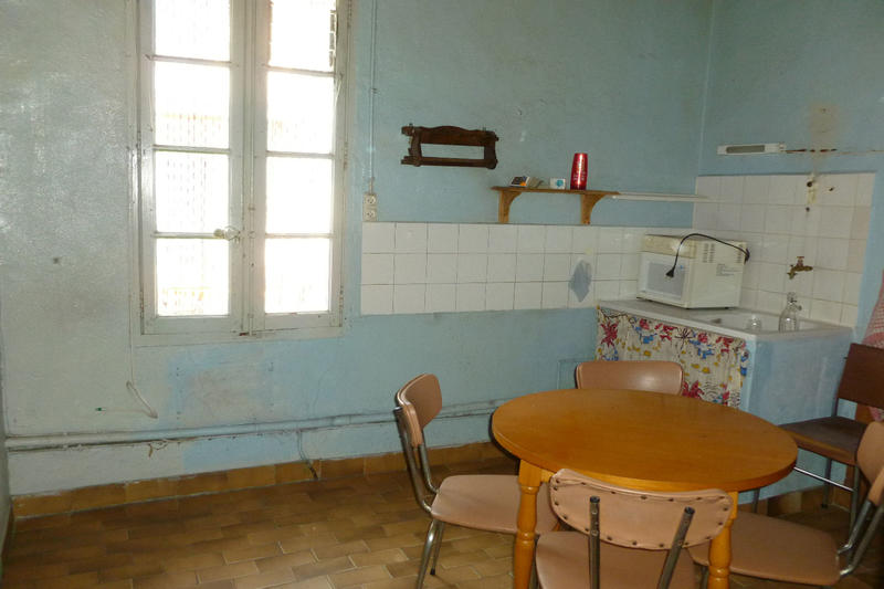 Maison - 250 m² - 14 pièces