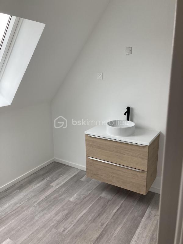 Maison - 85 m² - 5 pièces