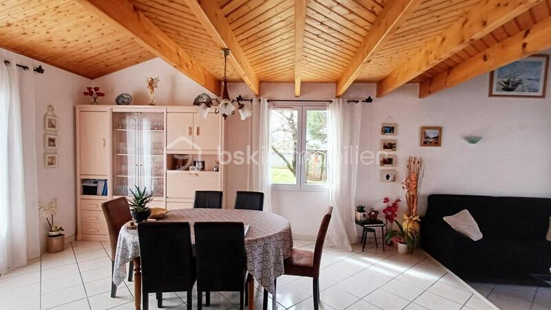 Maison traditionnelle - 140 m² - 4 pièces