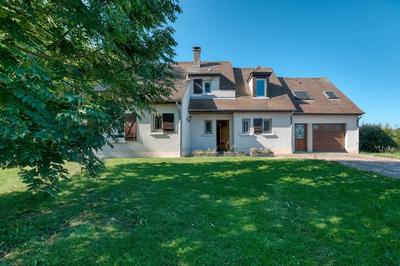 Maison - 185 m² - 6 pièces