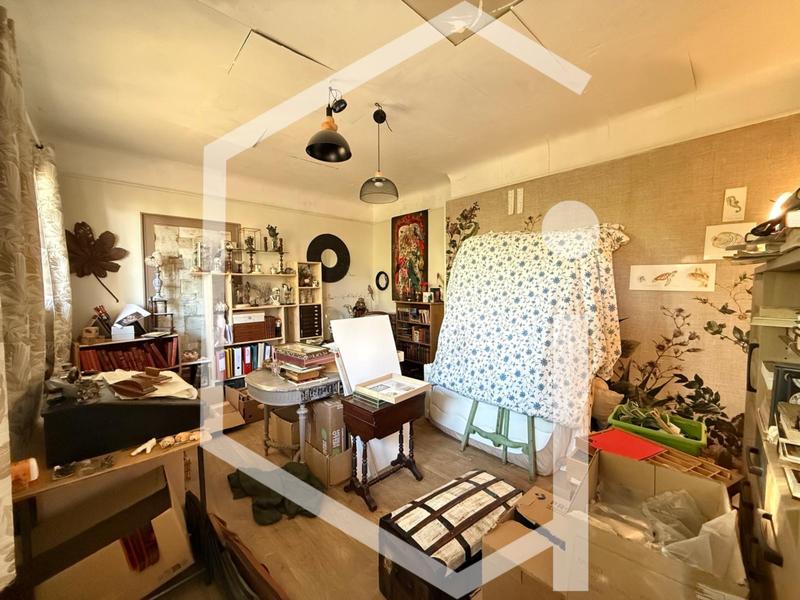 Maison - 200 m² - 7 pièces