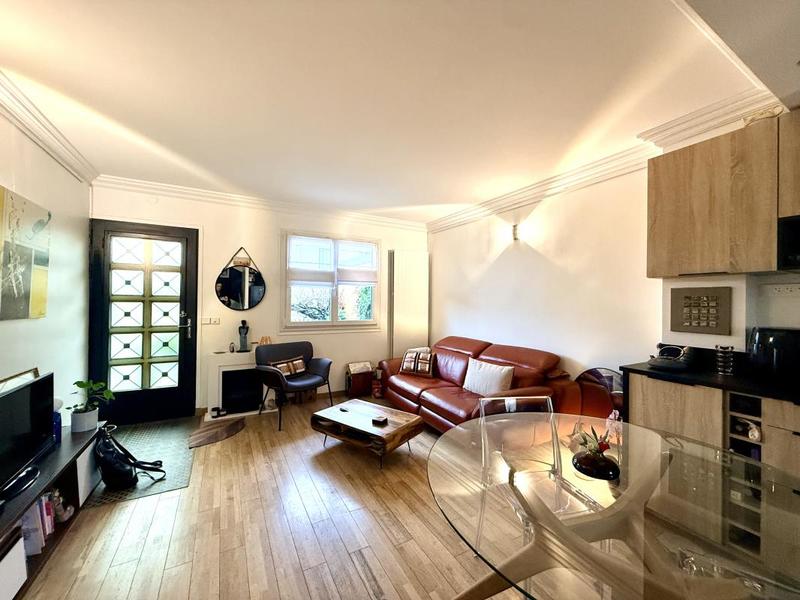 Maison - 92 m² - 4 pièces