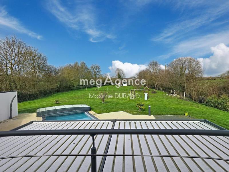 Maison - 127 m² - 6 pièces